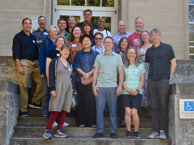 Attendees of the MCB PhD Class of 1995 reunion