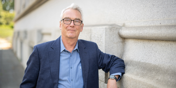 Dean Richard Harland